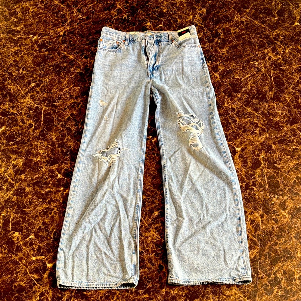 Levi's Light Blue ribcage wide leg jeans
Distressed Women's Jeans
